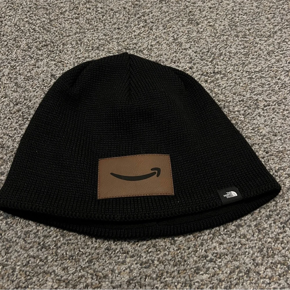 Amazon Beanie‎ Mens Black Knit Lined Hat North Face Employee Workwear Uniform
